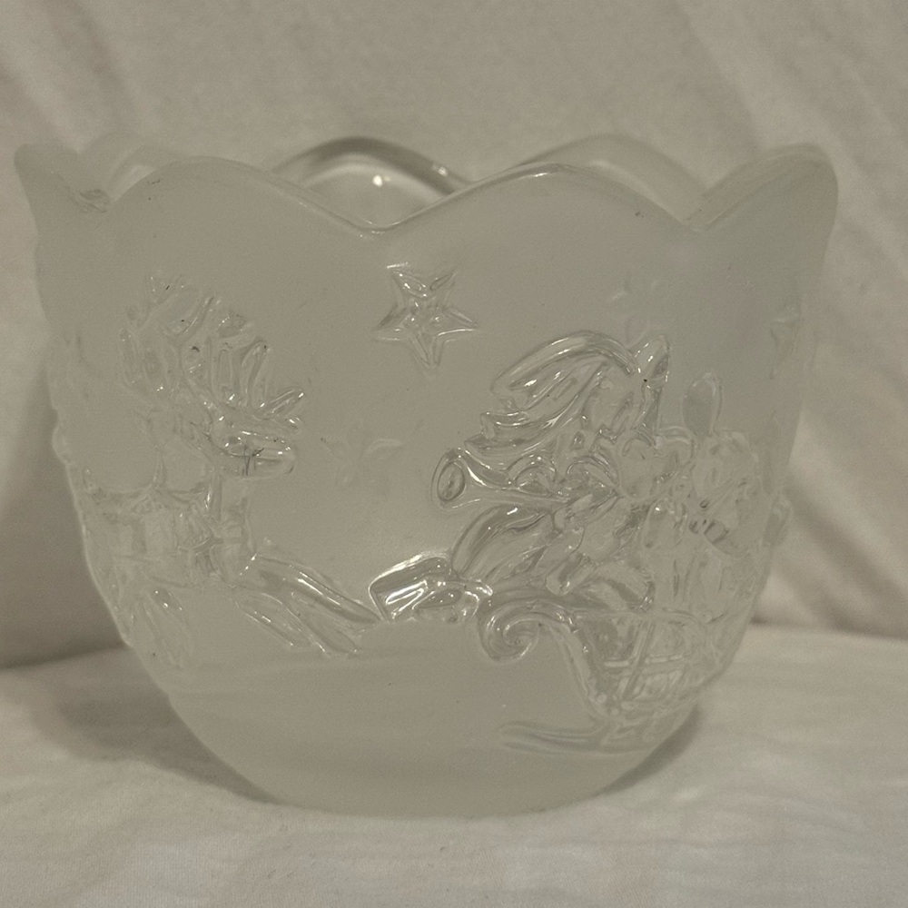 Mikasa Christmas Crystal dish
